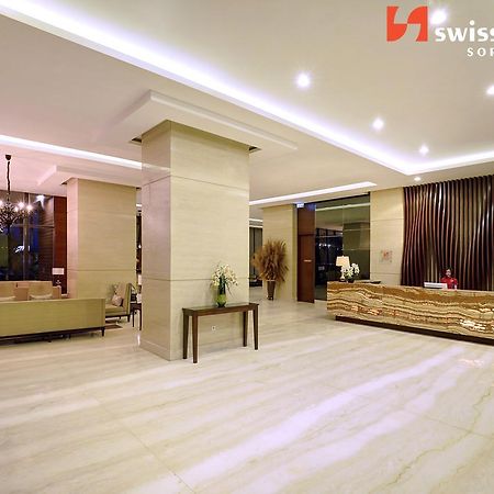 Swiss-Belhotel Sorong Esterno foto