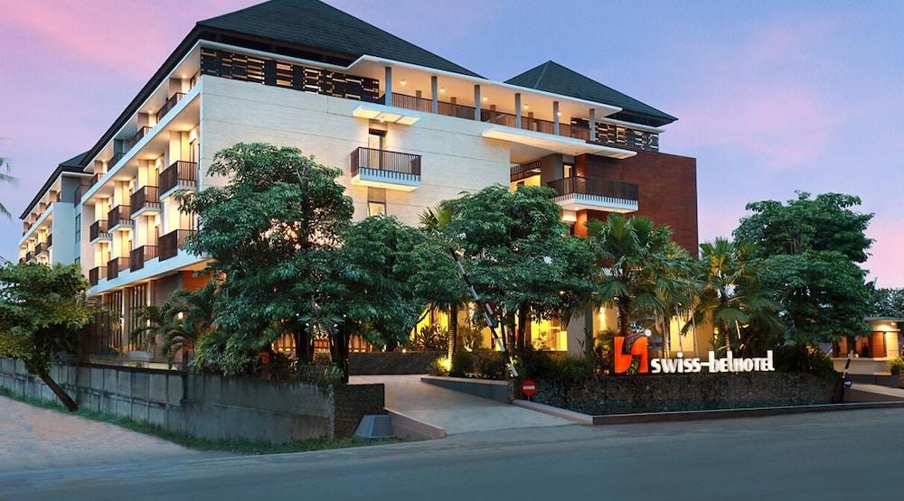 Swiss-Belhotel Sorong Esterno foto