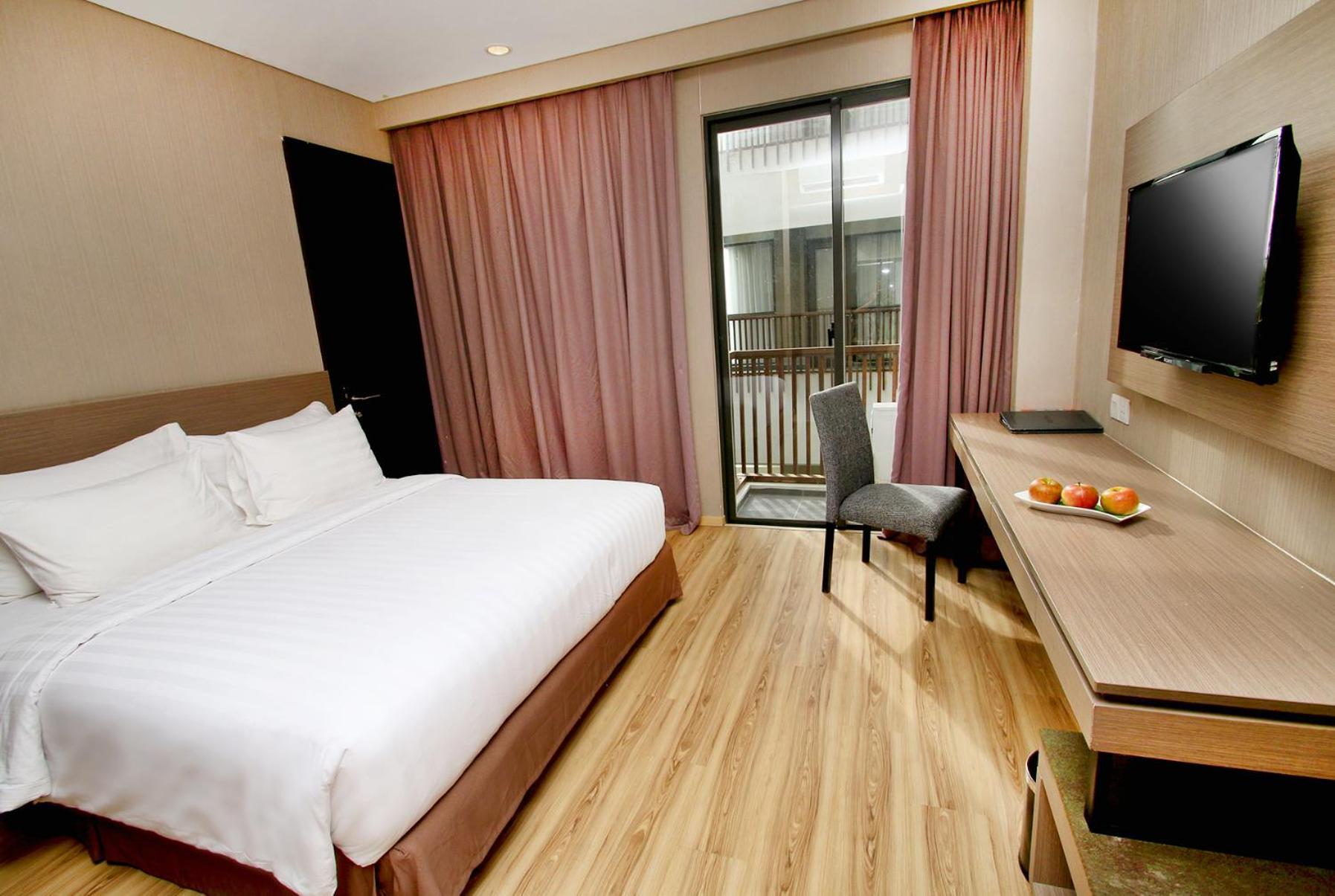 Swiss-Belhotel Sorong Esterno foto