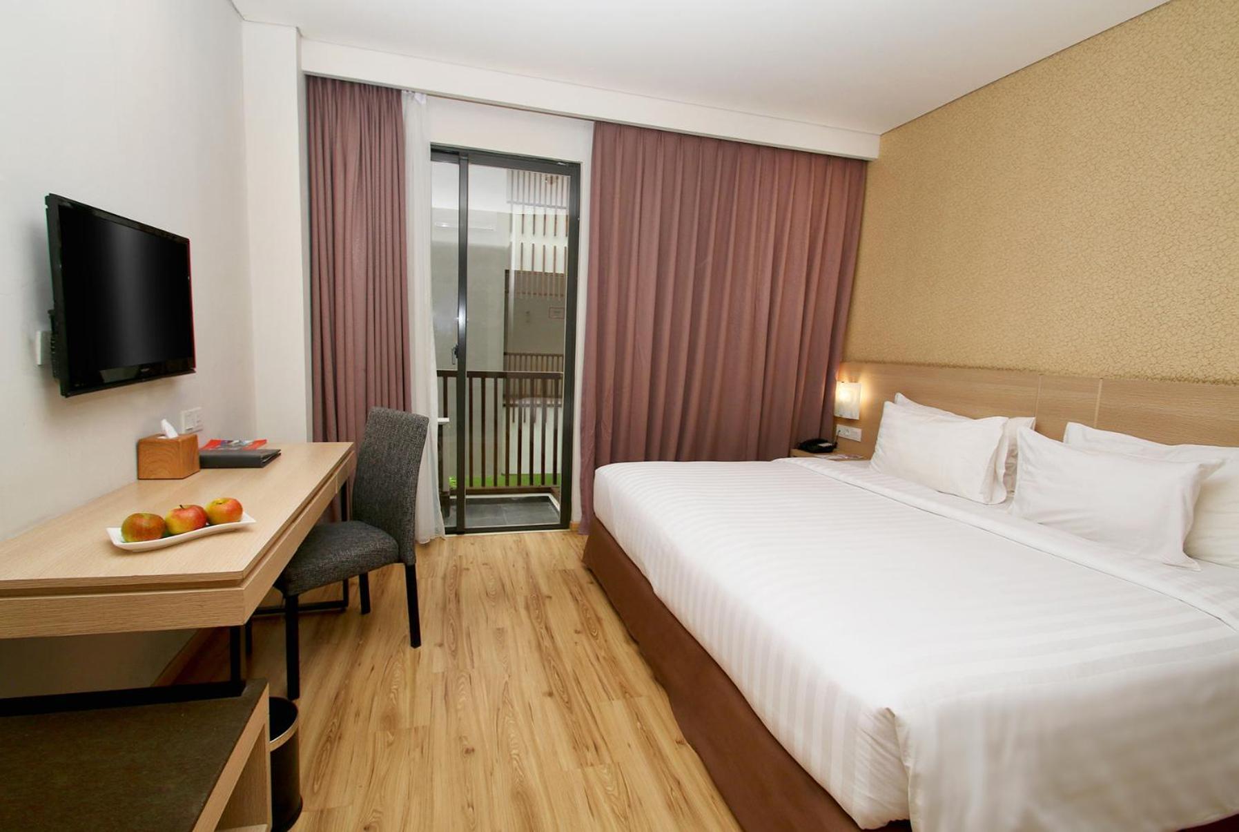 Swiss-Belhotel Sorong Esterno foto